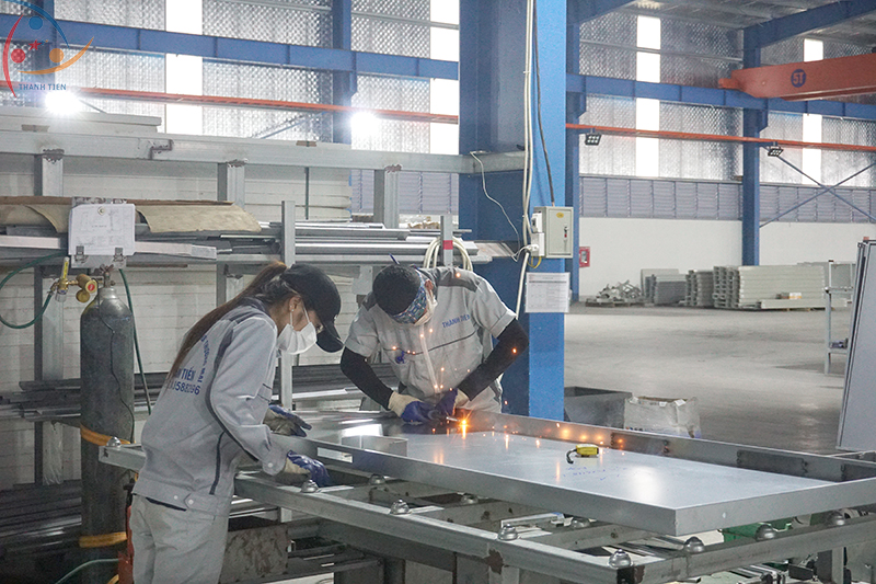 Các phương pháp gia công kim loại tấm phổ biến hiện nay