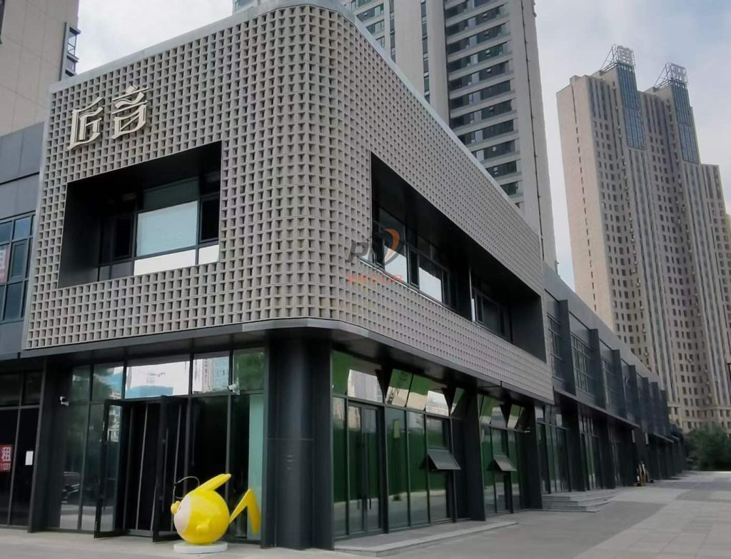 Ứng dụng của vách lấy sáng trong trung tâm thương mại